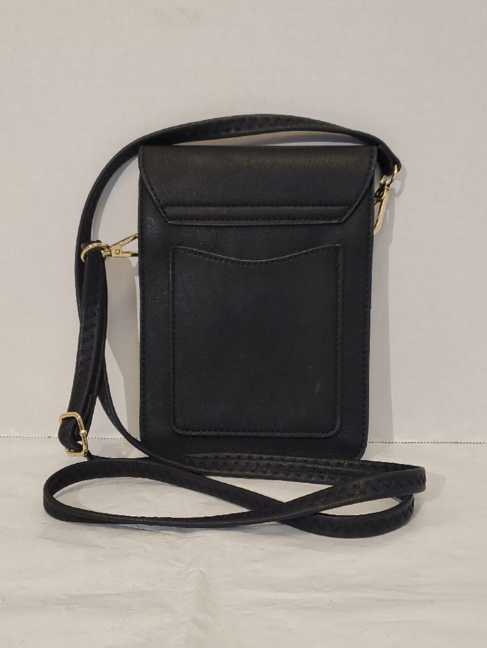 🔥Black Crossbody Phone Bag with Gold Hardware - Picture 2 of 4